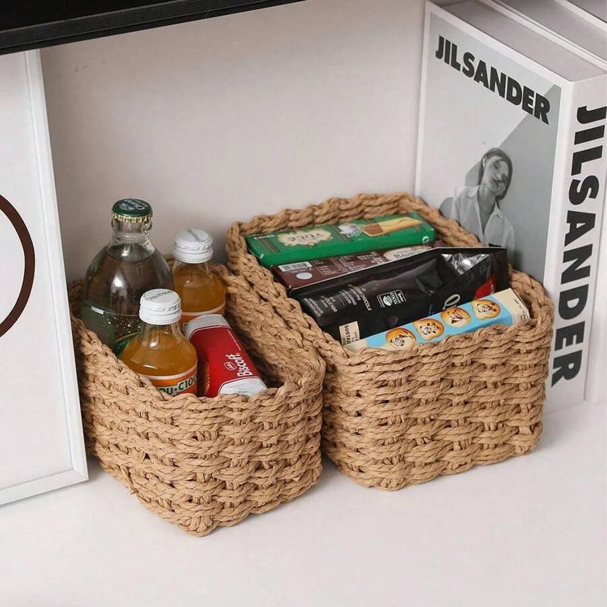 4pcs Woven Storage Basket Straw Organizer Desktop Clutter Storage Bins for Home