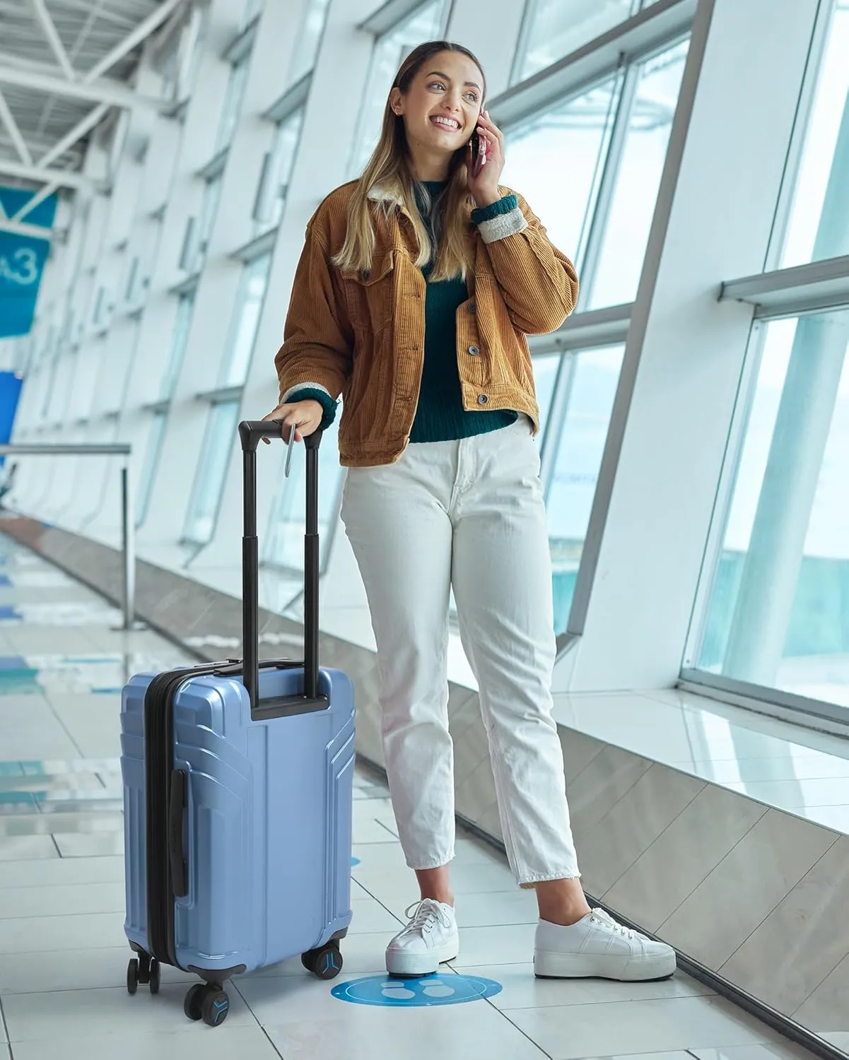 BAGSMART Expandable Carry On Luggage 22x14x9 Airline Approved, 1OO% PC Lightweight Hard Shell Suitcase, 20 Inch Travel Luggage with Spinner Wheels, Waterproof Rolling Suitcase, Sliver