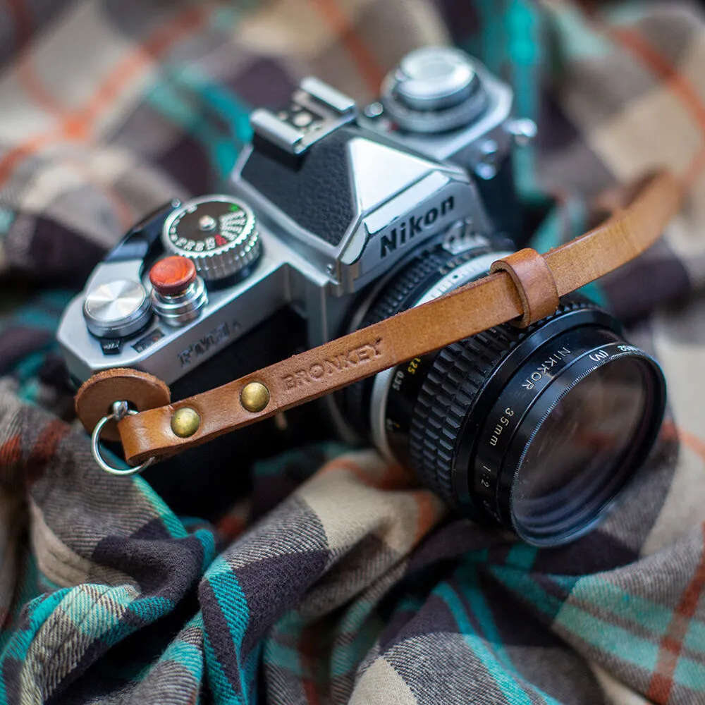 Bronkey Berlin #203 Leather Camera Wrist Strap (Tan, 9.1")