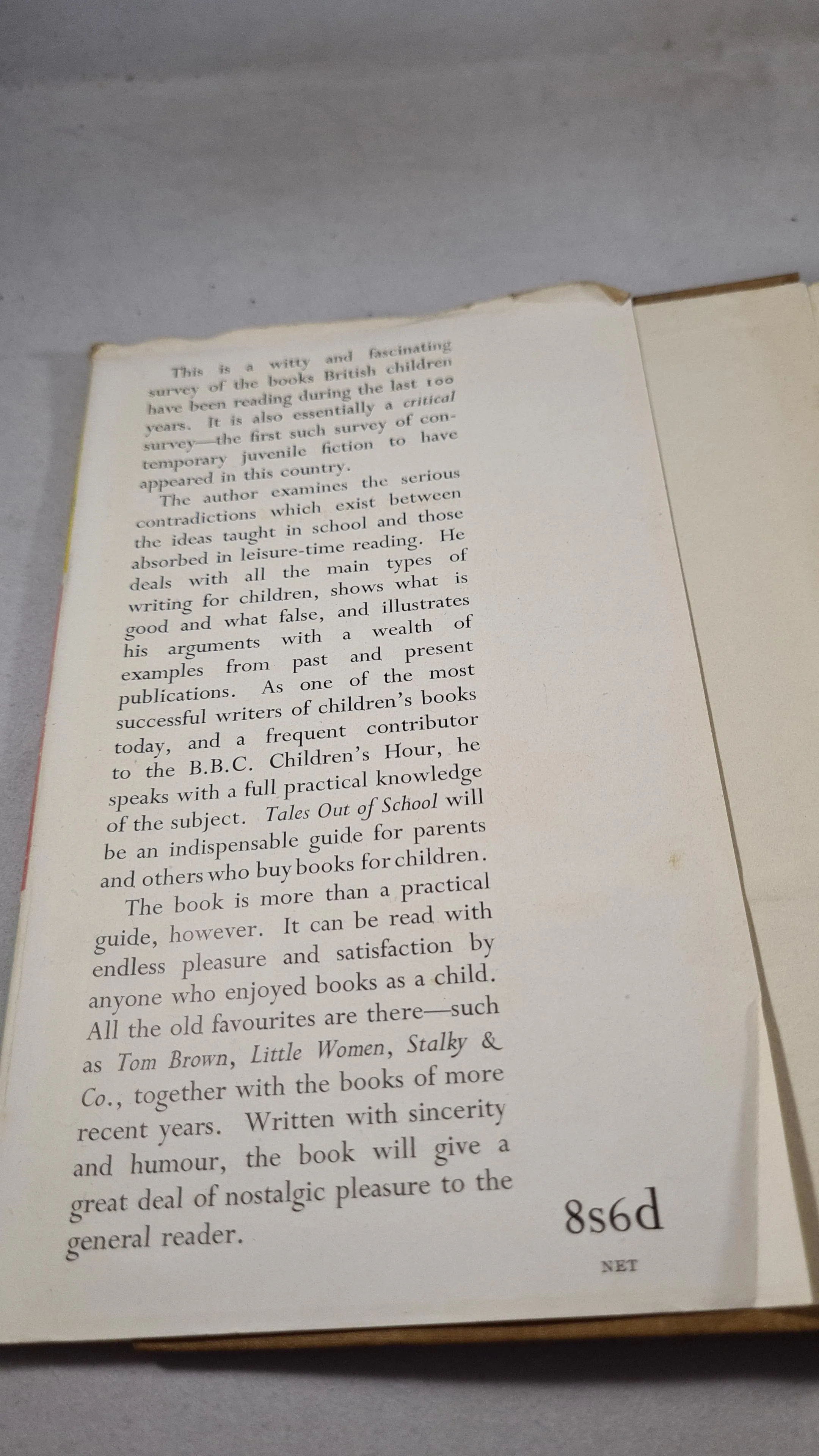 Geoffrey Trease - Tales Out of School, Heinemann, 1948