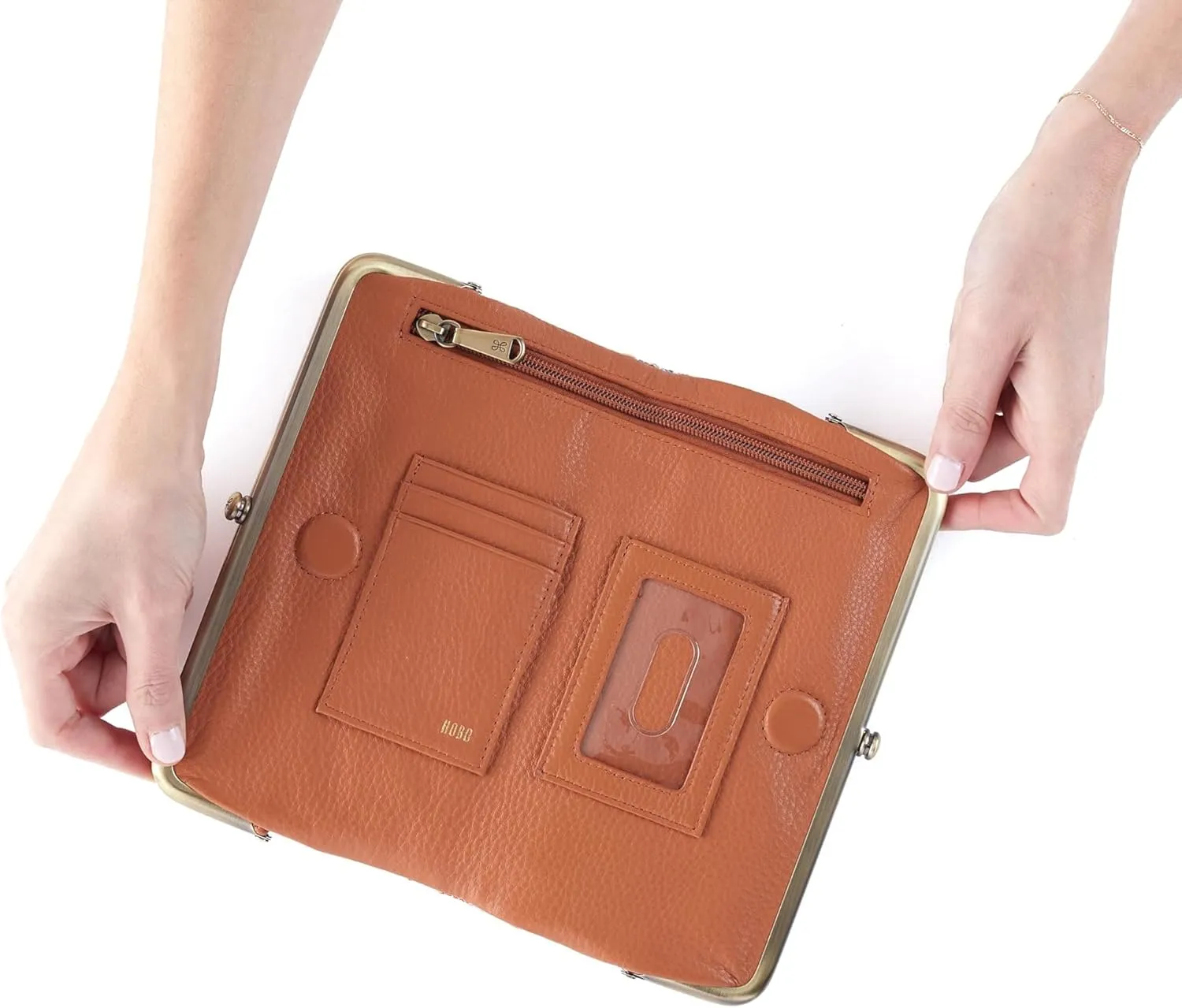 HOBO Lauren Clutch-Wallet