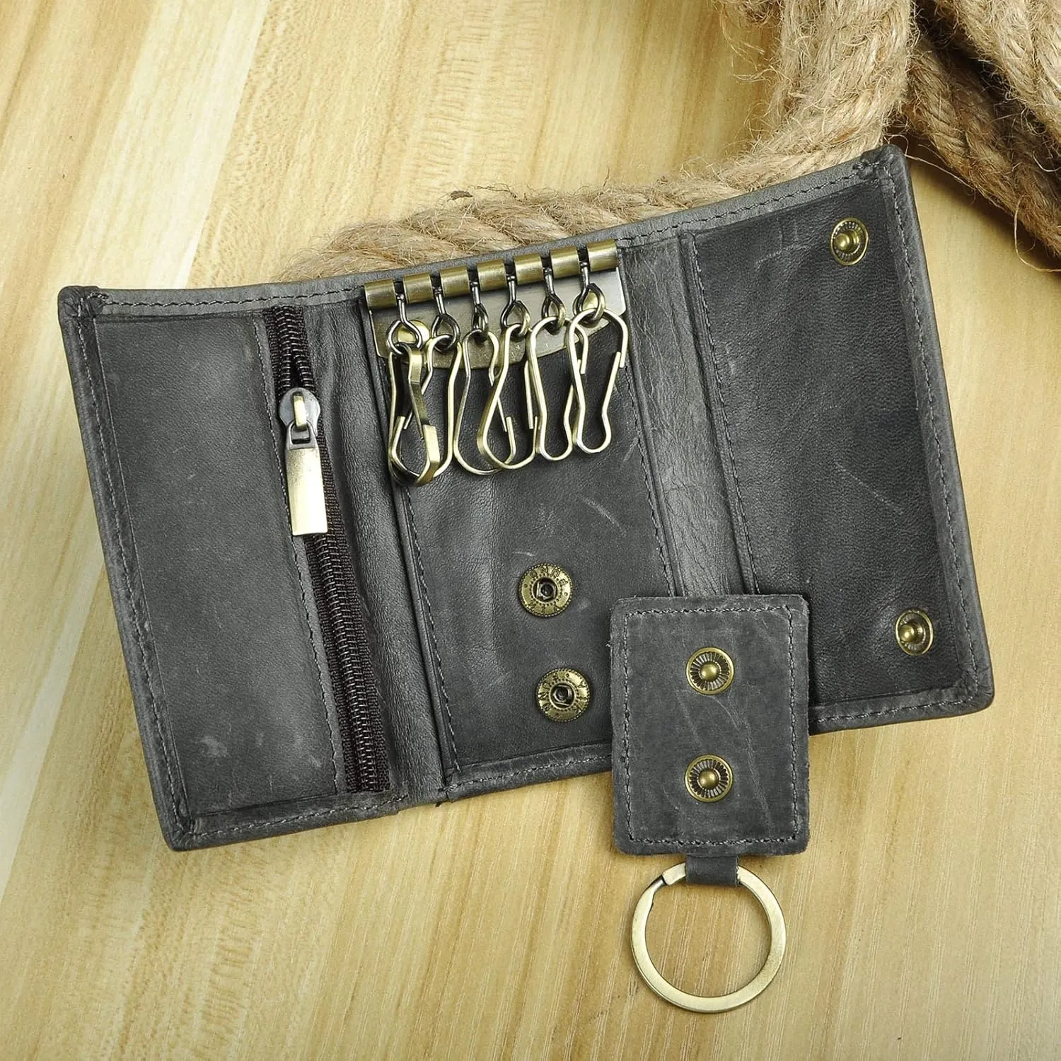 Le'aokuu Mens Genuine Leather Car Key Case Loop Hook Coin Case Cover Wallet Snap
