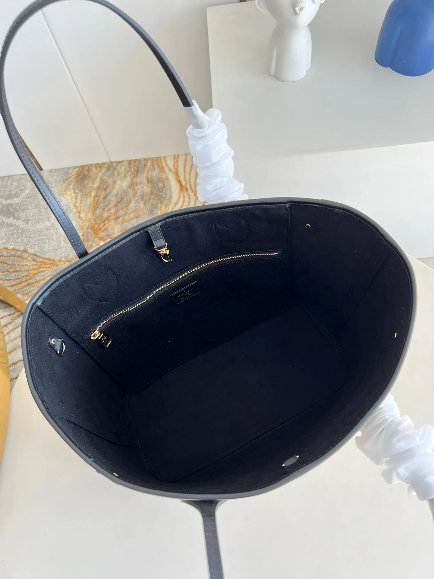 Louis Vuitton Neverfull MM Bag