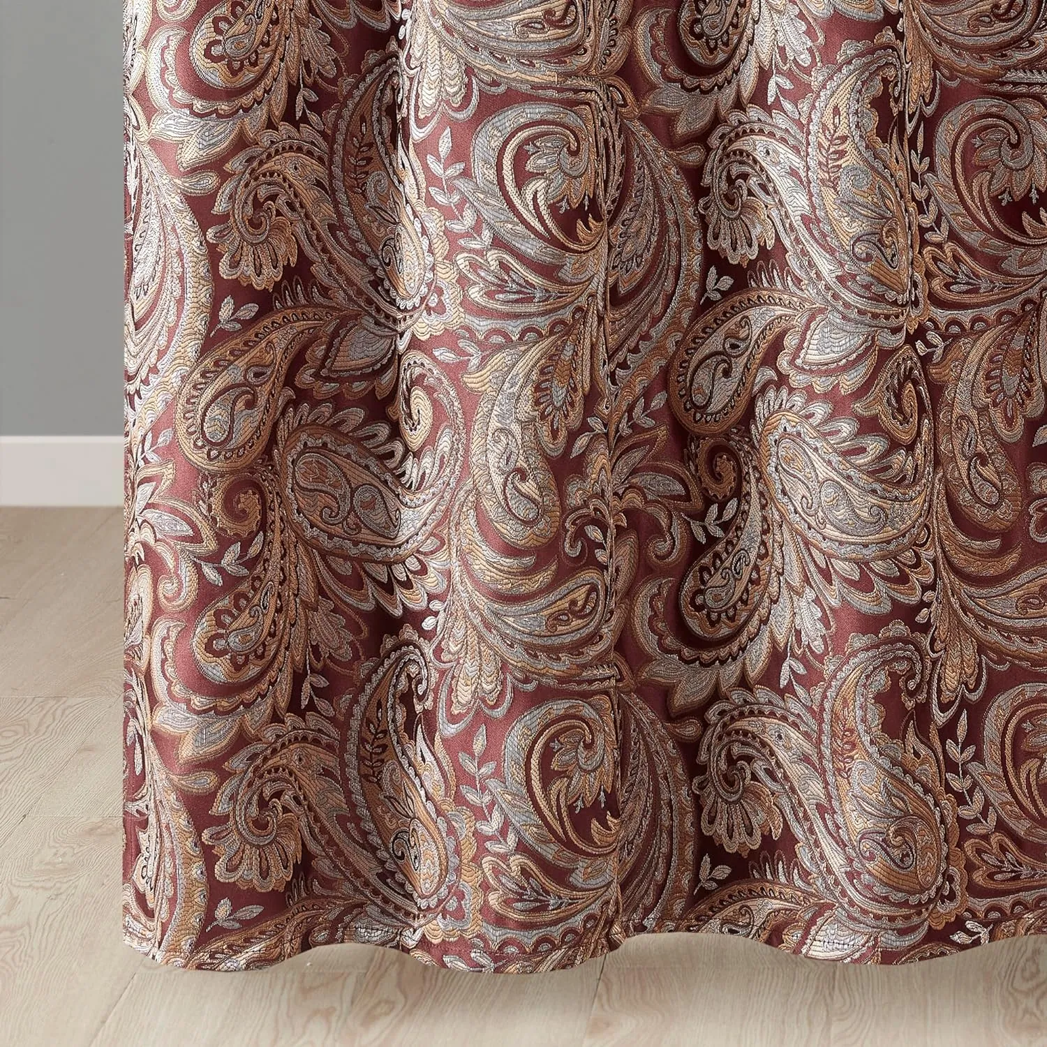 Madison Park Aubrey Design Stripe Top Modern Shower Curtain, Jacquard Traditional Shower Curtains for Bathroom, 72 X 72, Burgundy