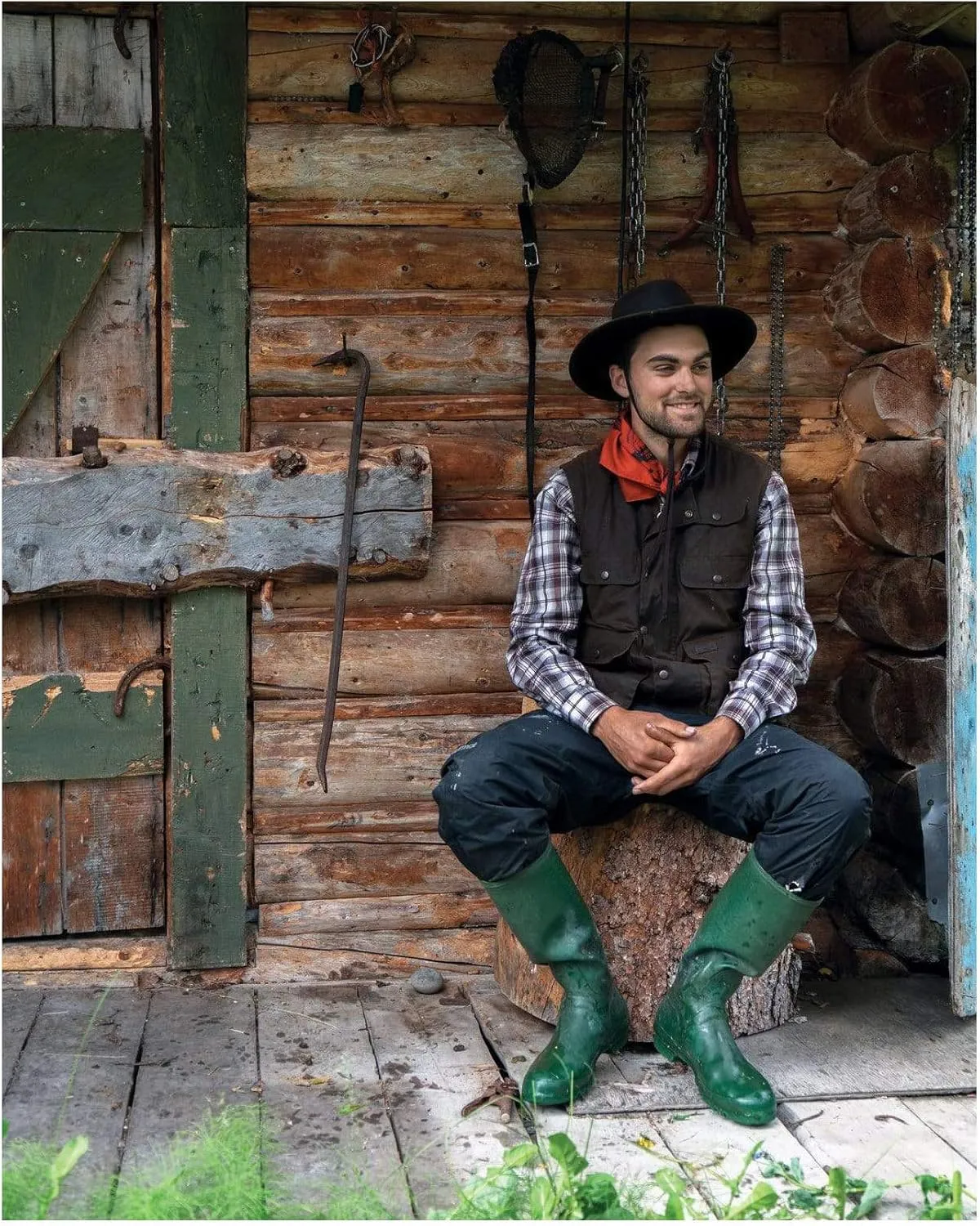 Outback Trading Men's Overlander Vest