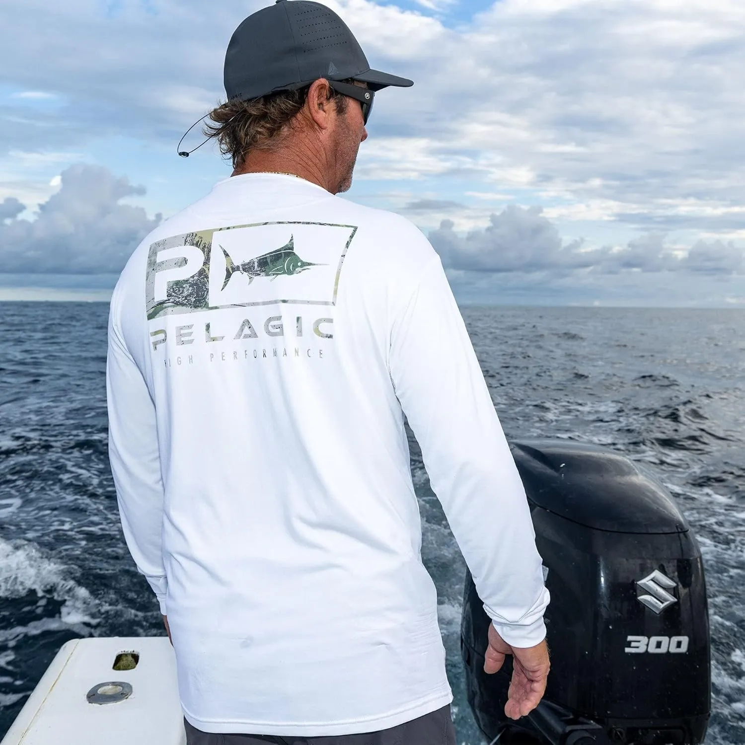 PELAGIC Men's Aquatek Icon Fishing Shirt, Long Sleeve, UPF 50  Protection, Ultra Soft Feel