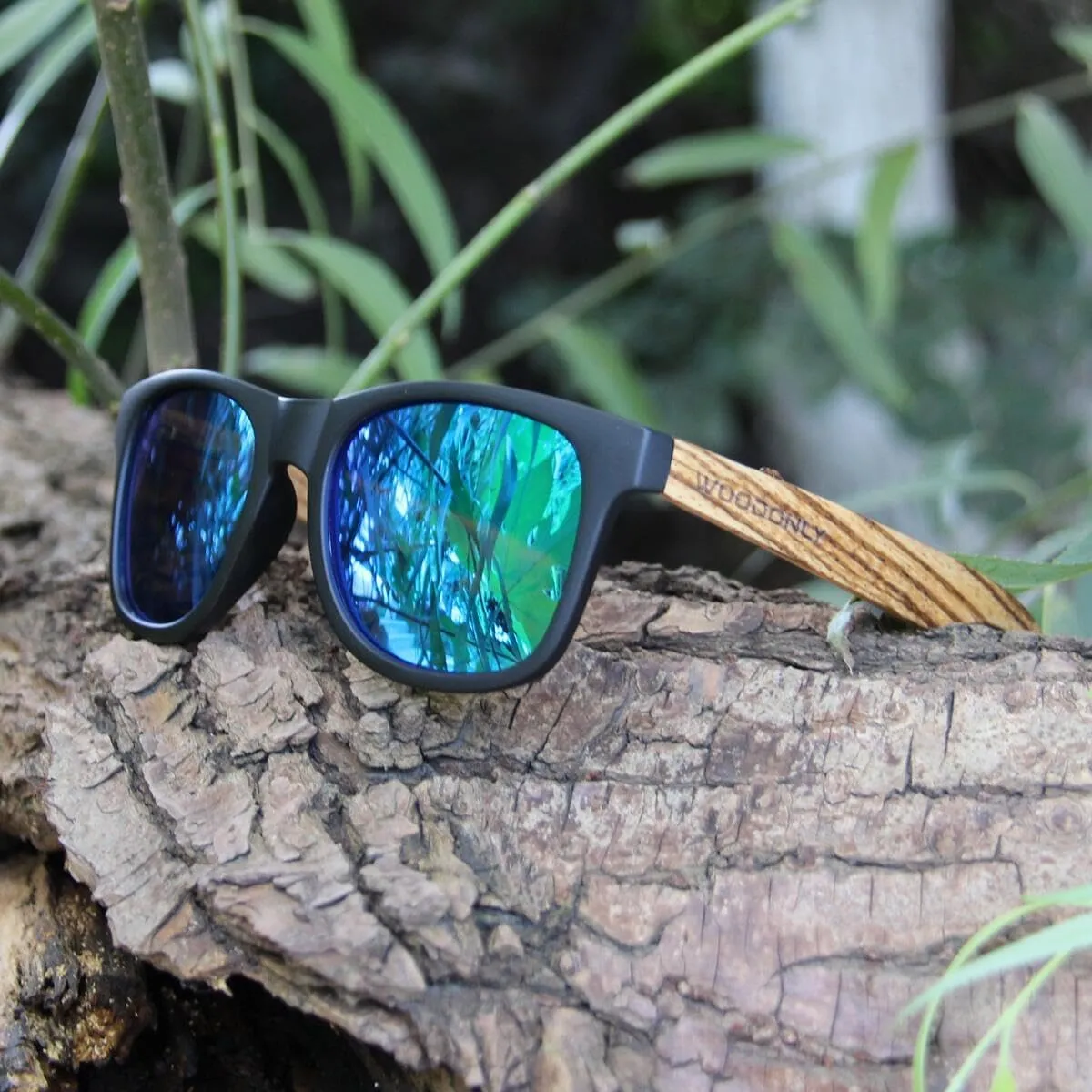 Retro Wood Polarized Sunglasses - Cool Style Matte Finish Frame with Wooden Temple for Men and Women Perfect Gifts
