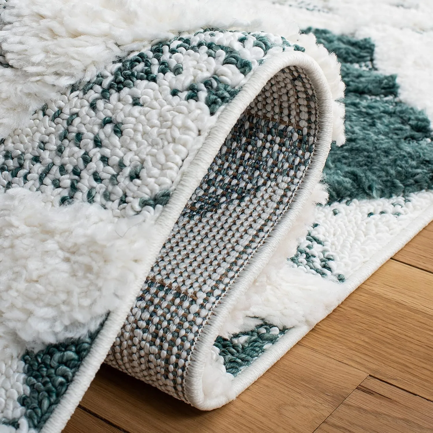 Safavieh Area Rug 8x10 - Moroccan Tassel Shag Collection - Large - Green & Ivory, Boho Design, Non-Shedding & Easy Cleaning, Plush Pile, Ideal for Living Room, Bedroom, Dining Space (MTS688Y)