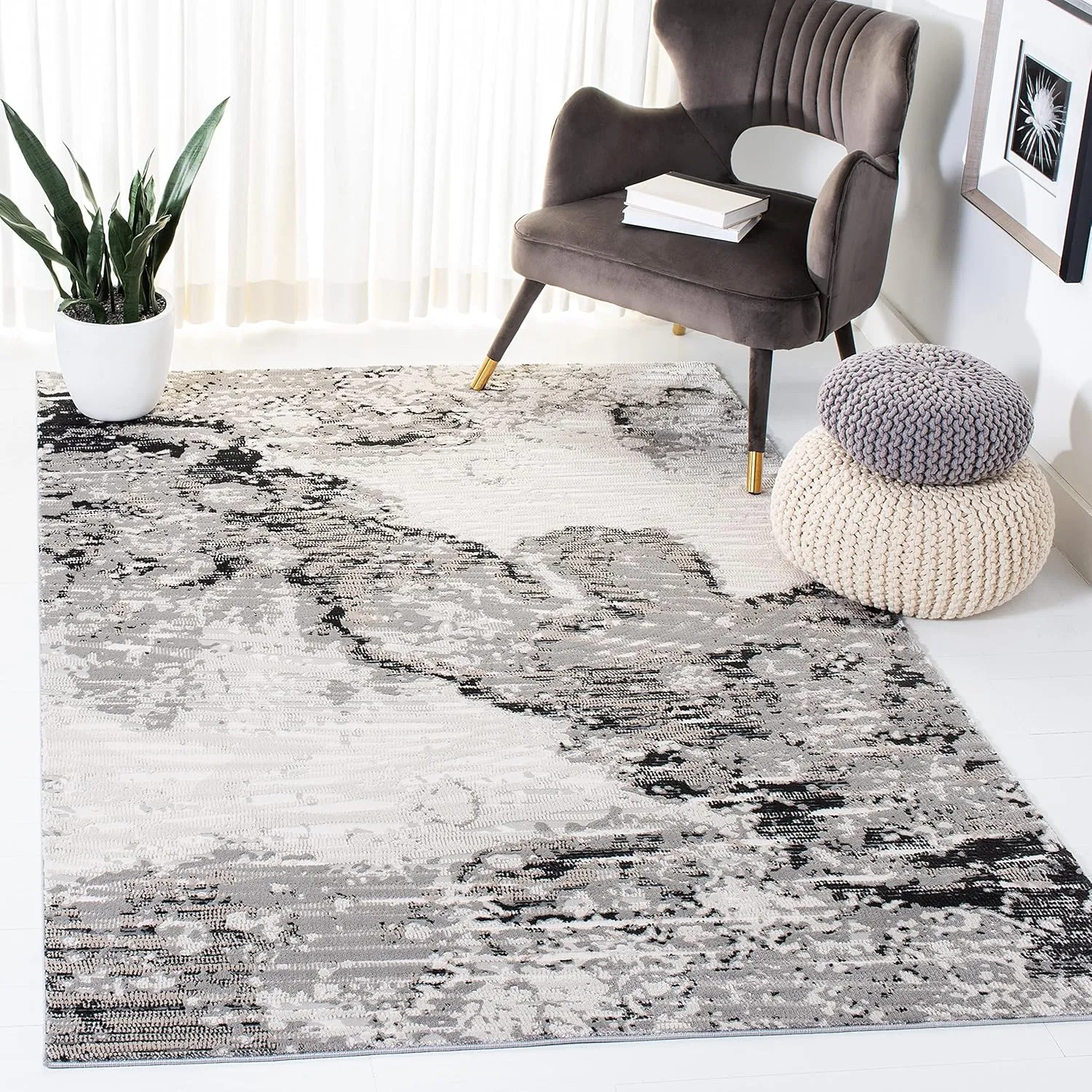 SAFAVIEH Invista Collection Area Rug - 5'3" x 7'6", Ivory & Grey, Modern Abstract Design, Non-Shedding & Easy Care, Ideal for High Traffic Areas in Living Room, Bedroom (INV638A)