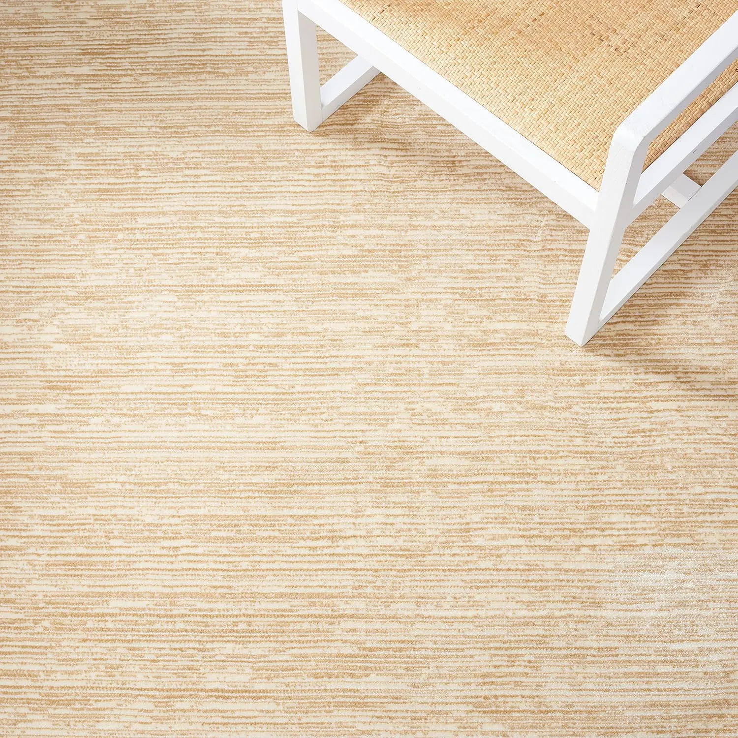 SAFAVIEH Vision Collection Area Rug - 9' x 12', Beige, Modern Ombre Tonal Chic Design, Non-Shedding & Easy Care, Ideal for High Traffic Areas in Living Room, Bedroom (VSN606H)