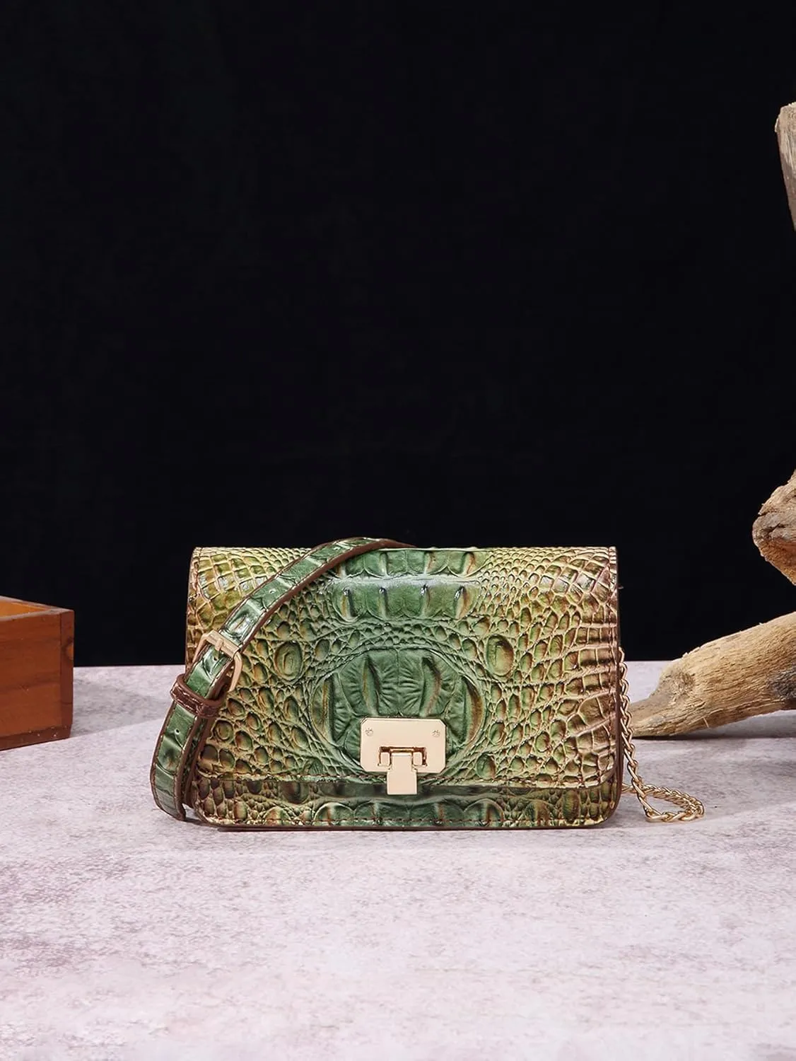 Small Crocodile Crossbody Cell Phone Purse for women Vegan Leather Clutch Wallet with Leather Shoulder Strap