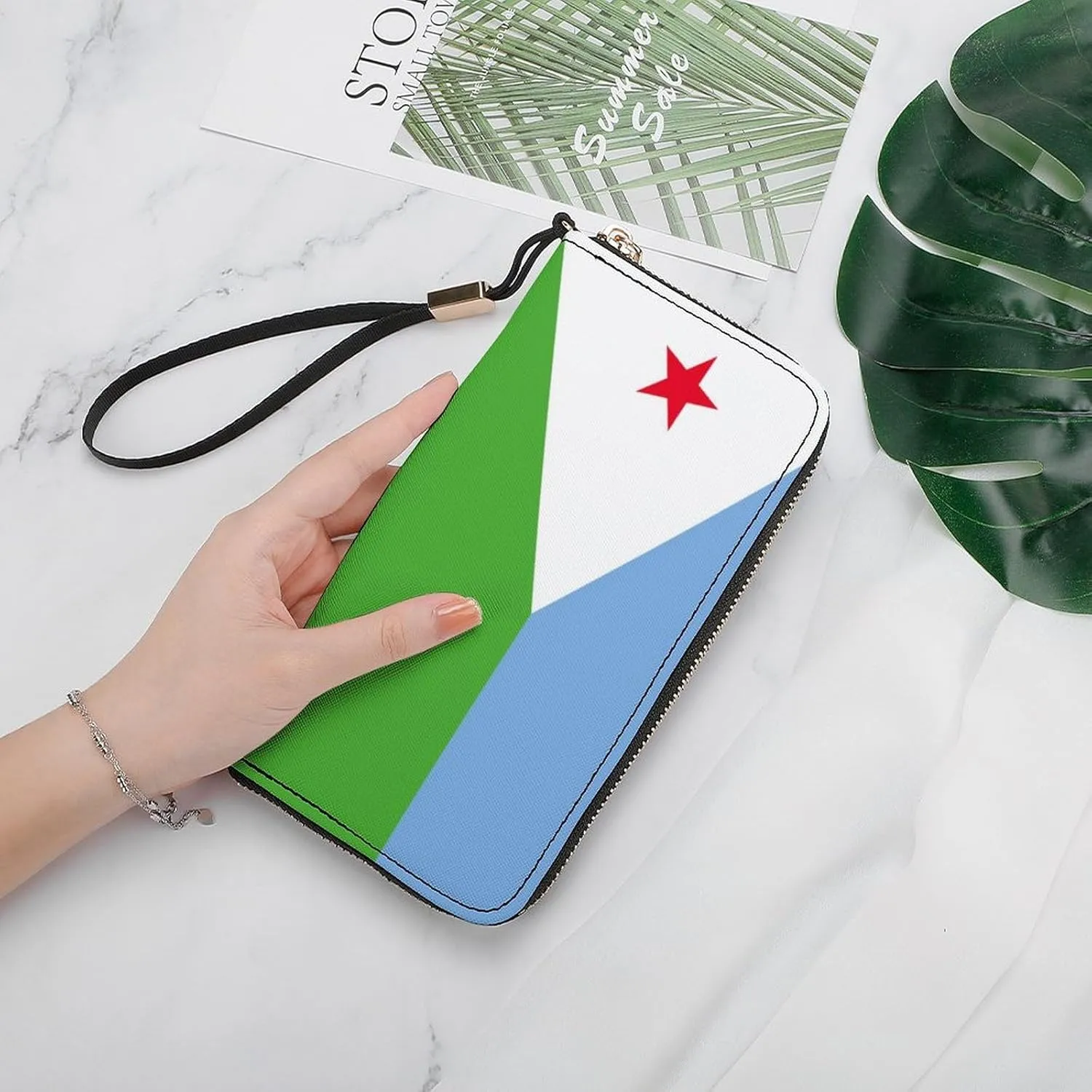 Women Men Djibouti Flag Zipper Long Purse with Removable Wristlet Stylish PU Wallet Travel Clutch