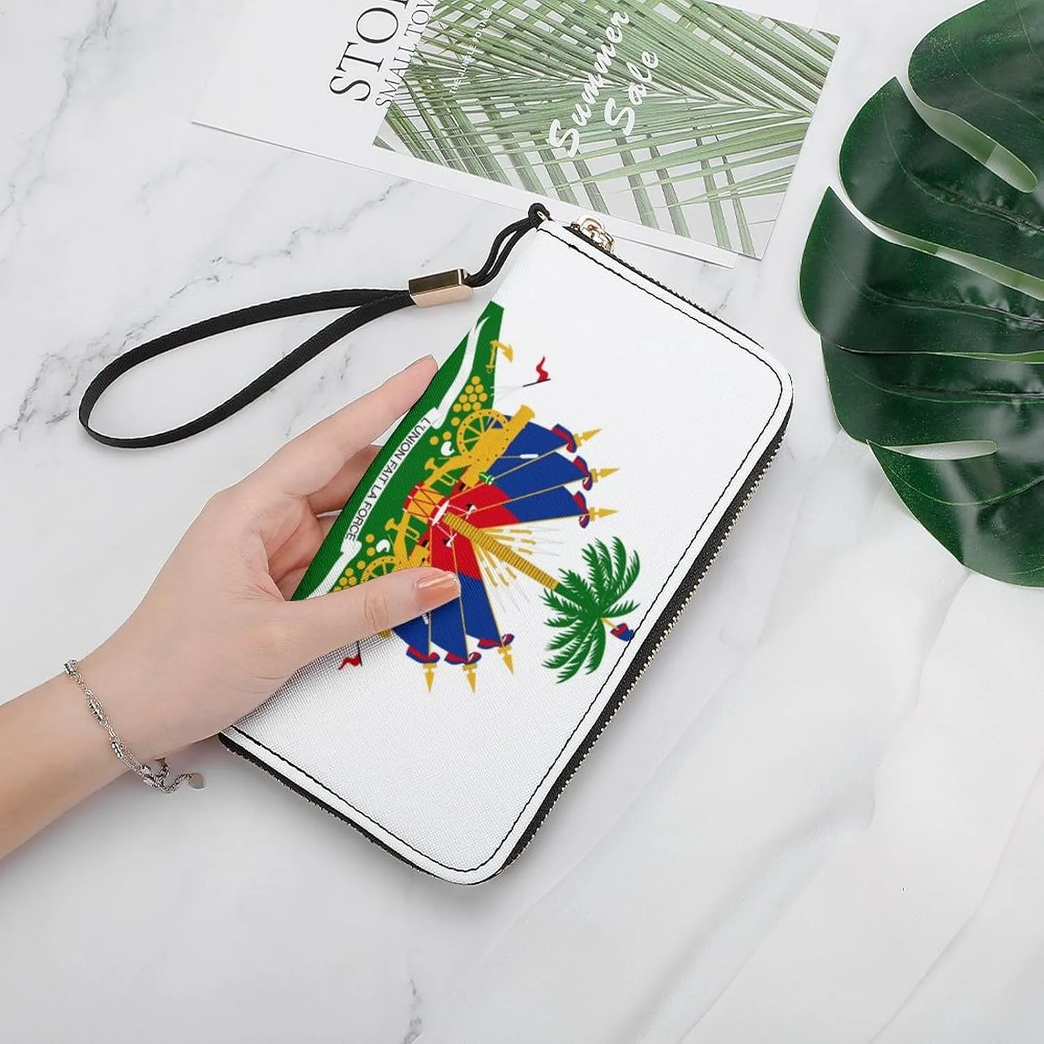 Women Men Haiti-Flag Zipper Long Purse with Removable Wristlet Stylish PU Wallet Travel Clutch