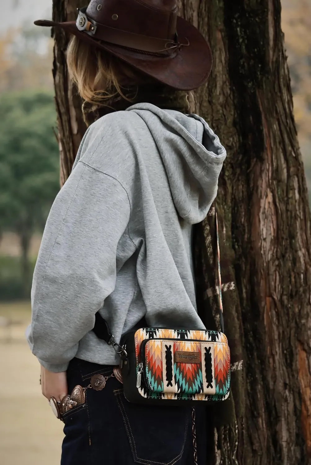 Wrangler Aztec Crossbody Bag for Women Multi Pocket Shoulder Bag Boho Cross Body Wallet Purse